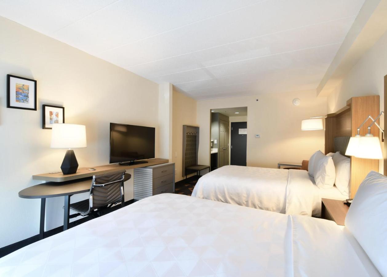 Holiday Inn Fredericksburg - Conference Center By Ihg Dış mekan fotoğraf